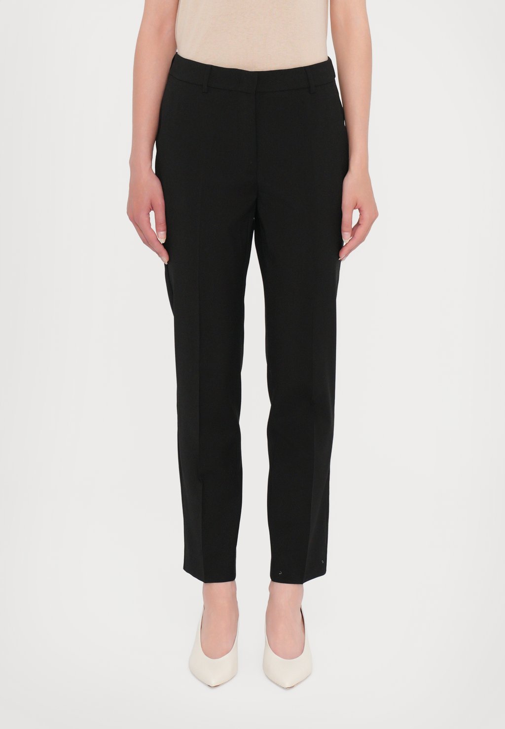 Брюки CANON WEEKEND MaxMara, черный
Брюки CANON WEEKEND MaxMara, черный
