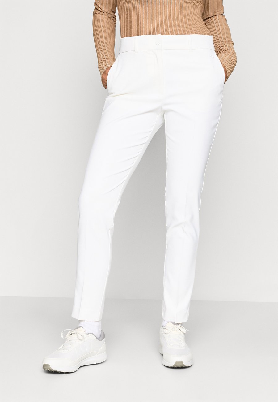 Брюки J.LINDEBERG Sports PANT, White
Брюки J.LINDEBERG Sports PANT, White