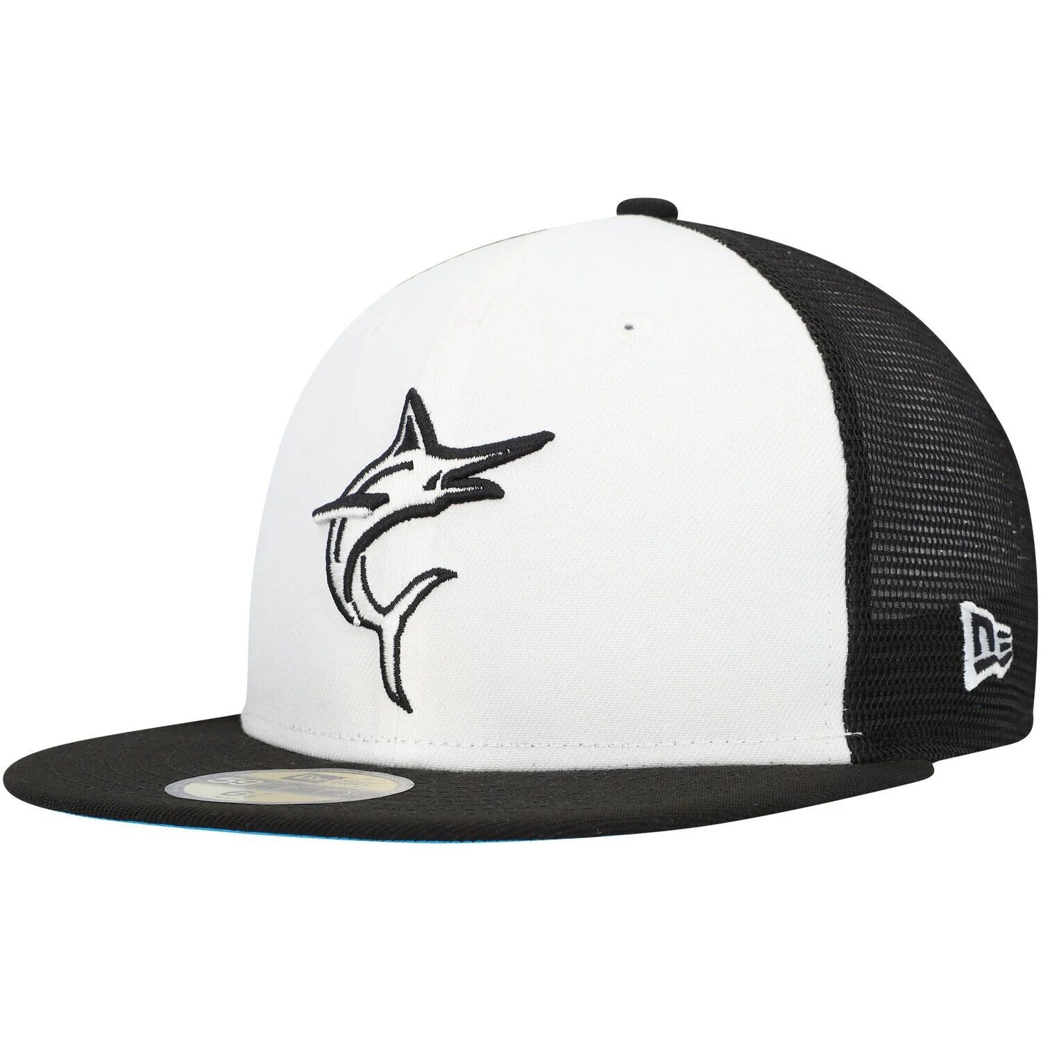 Мужская кепка New Era черно-белая Miami Marlins 2023 для тренировок на поле 59FIFTY
Мужская кепка New Era черно-белая Miami Marlins 2023 для тренировок на поле 59FIFTY