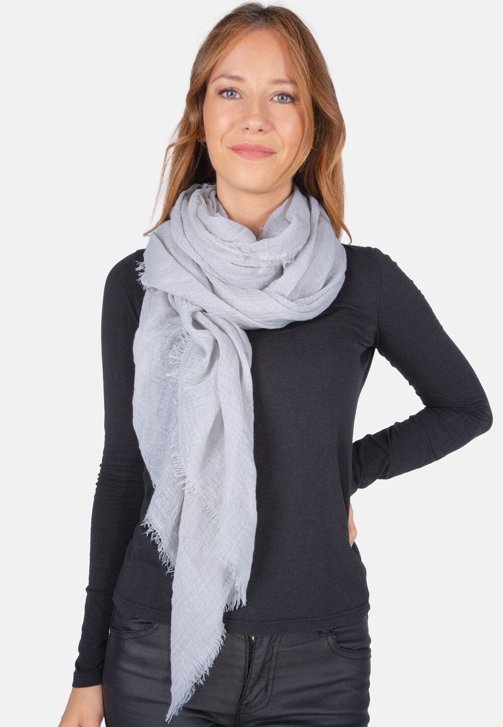 Шарф ISABELLA Seasons Of April, цвет hellgrau
Шарф ISABELLA Seasons Of April, цвет hellgrau