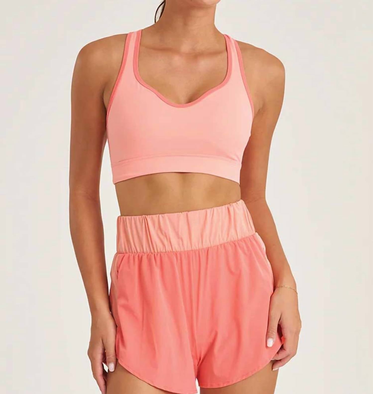 Спортивный бюстгальтер Endure Open Back Tank в цвете Melon Orange THRIVE SOCIETE
Спортивный бюстгальтер Endure Open Back Tank в цвете Melon Orange THRIVE SOCIETE