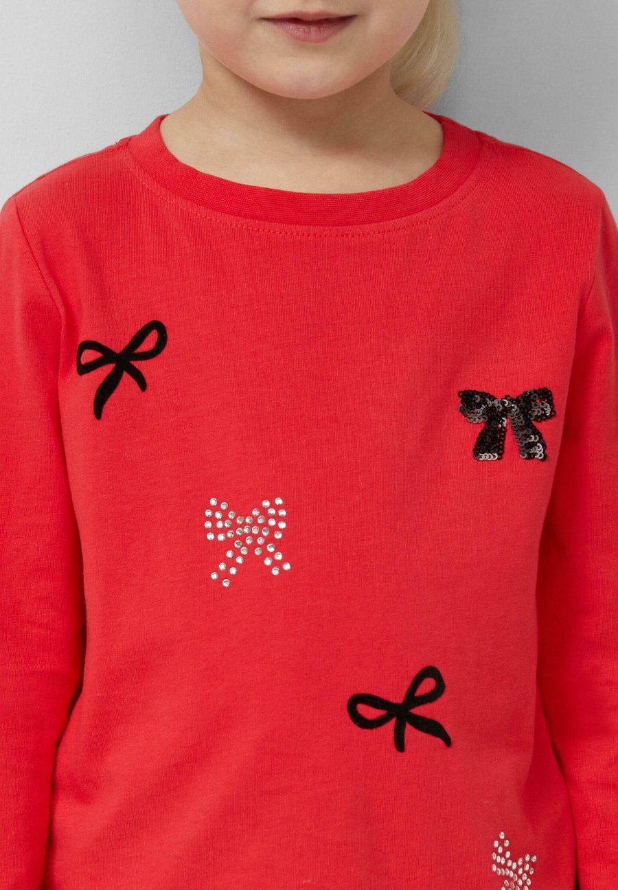 Топ s.Oliver Long sleeved top, Rot/Red
Топ s.Oliver Long sleeved top, Rot/Red