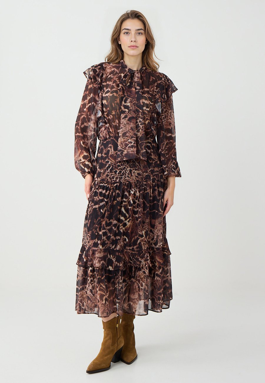Платье Jimmy Key Day dress, Bitter Brown/Dark Brown
Платье Jimmy Key Day dress, Bitter Brown/Dark Brown