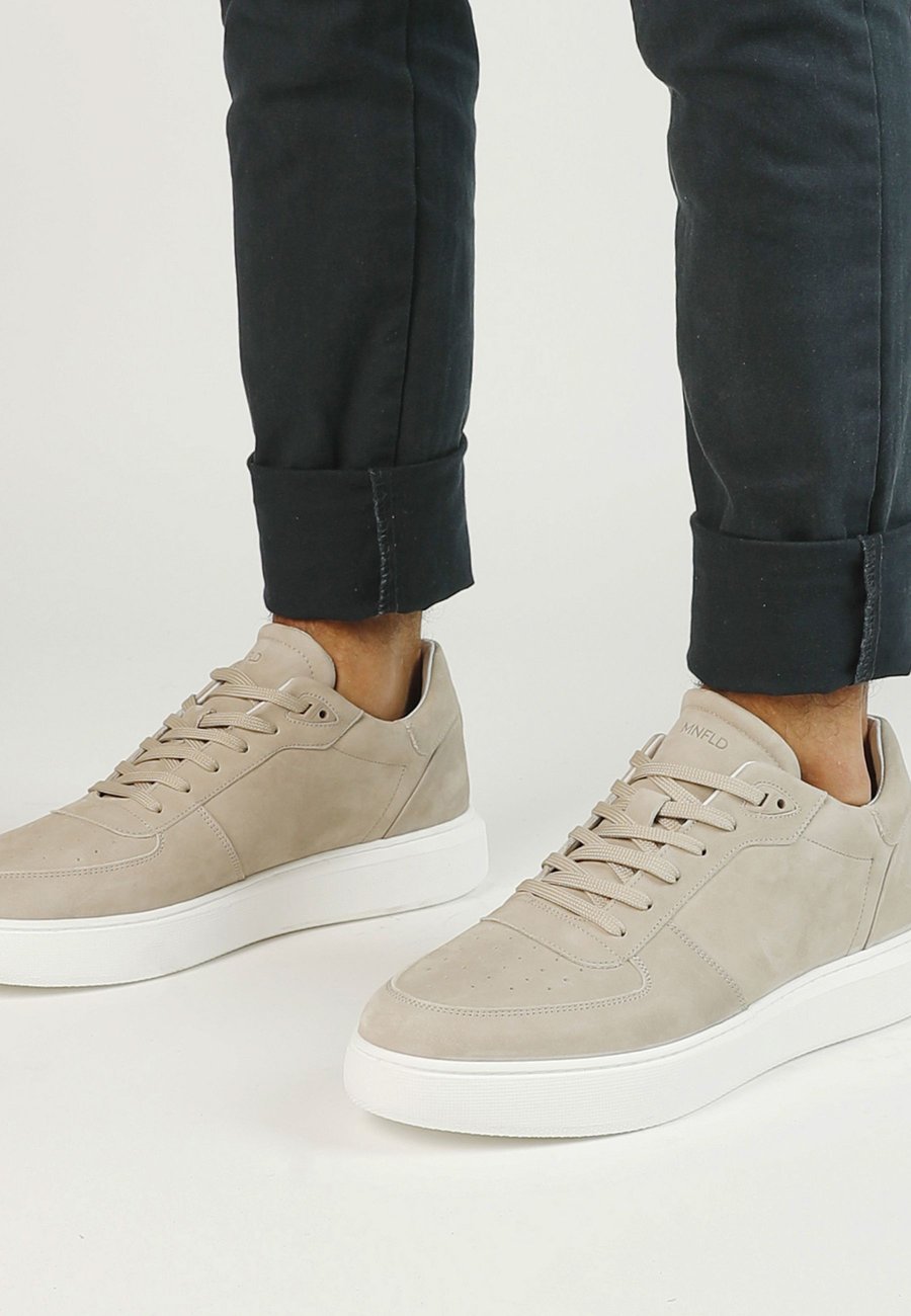 Кроссовки Manfield Trainers, Grau/Beige
Кроссовки Manfield Trainers, Grau/Beige