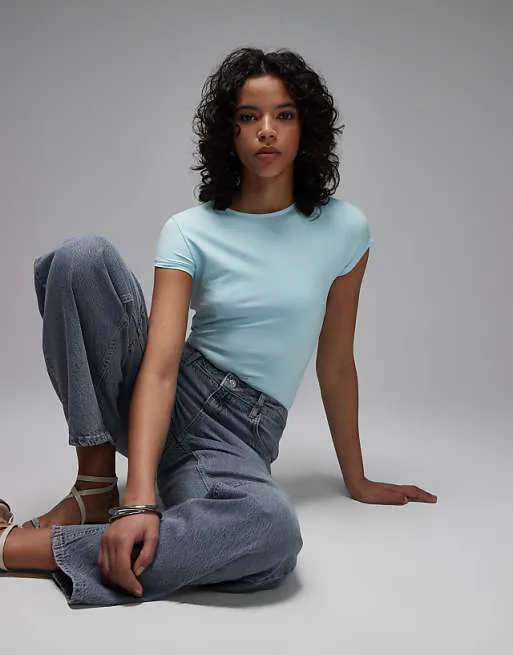 Голубое облегающее боди с короткими рукавами из полиамида ASOS DESIGN
Голубое облегающее боди с короткими рукавами из полиамида ASOS DESIGN