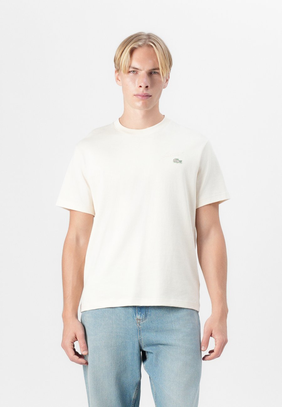 Футболка Lacoste Basic T-shirt, Lapland/Off-White, Белый, Футболка Lacoste Basic T-shirt, Lapland/Off-White
Футболка Lacoste Basic T-shirt, Lapland/Off-White, Белый, Футболка Lacoste Basic T-shirt, Lapland/Off-White