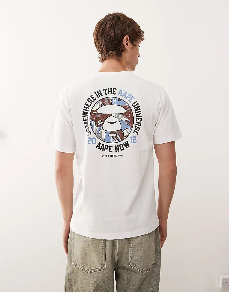 Футболка Aape by A Bathing Ape белого цвета с принтом логотипа на груди и спине
Футболка Aape by A Bathing Ape белого цвета с принтом логотипа на груди и спине