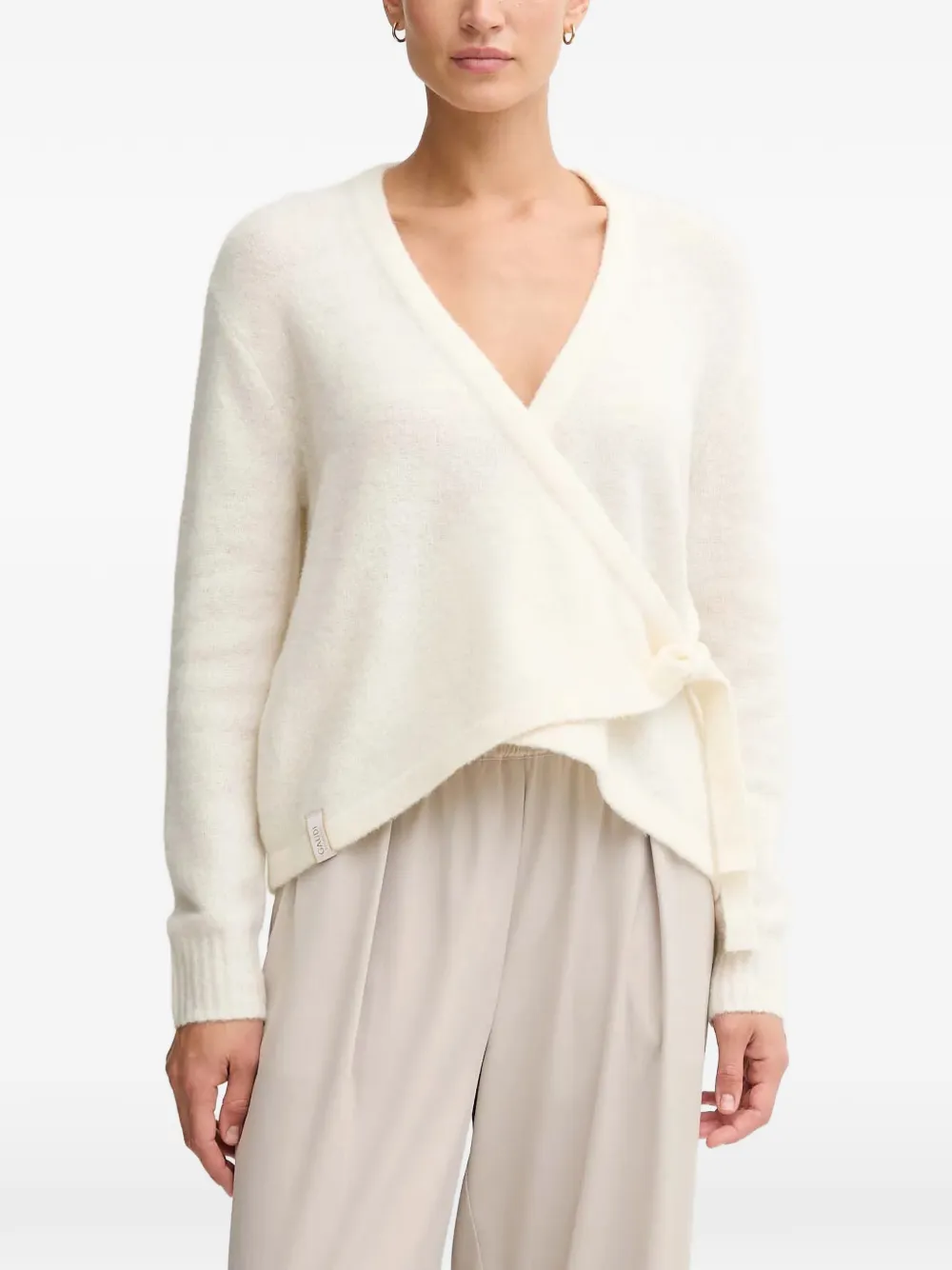 Кардиган с V-образным вырезом Gaudi, белый
Кардиган с V-образным вырезом Gaudi, белый