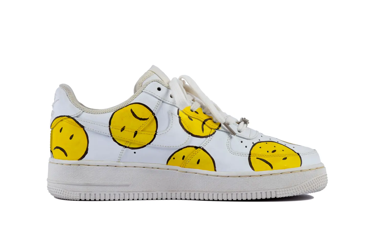 Кроссовки для скейтборда Air Force 1 мужские с низким верхом, состаренные, белый/желтый/черный Nike 
Кроссовки для скейтборда Air Force 1 мужские с низким верхом, состаренные, белый/желтый/черный Nike