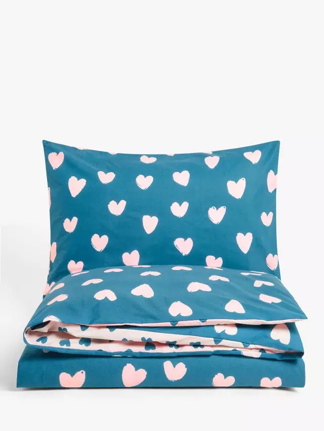 Комплект из пододеяльников и наволочки John Lewis ANYDAY Easy Care Love Hearts Reversible
Комплект из пододеяльников и наволочки John Lewis ANYDAY Easy Care Love Hearts Reversible
