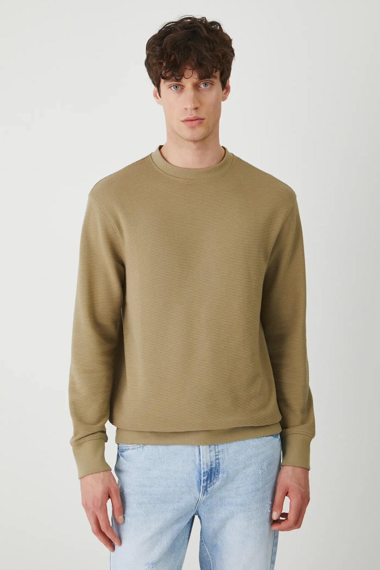 Лонгслив Medicine, зеленый
Лонгслив Medicine, зеленый