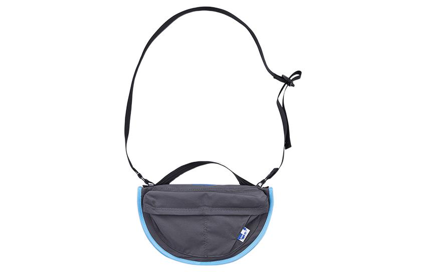 ADER ERROR Нейлоновая курьерская сумка через плечо унисекс серая
ADER ERROR Нейлоновая курьерская сумка через плечо унисекс серая