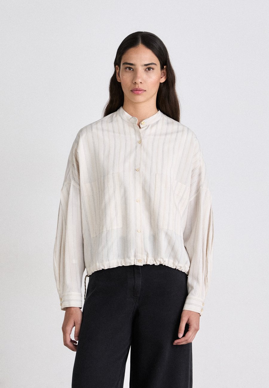 Блуза sessùn CADAQUES, Milky/Black/Off-White
Блуза sessùn CADAQUES, Milky/Black/Off-White