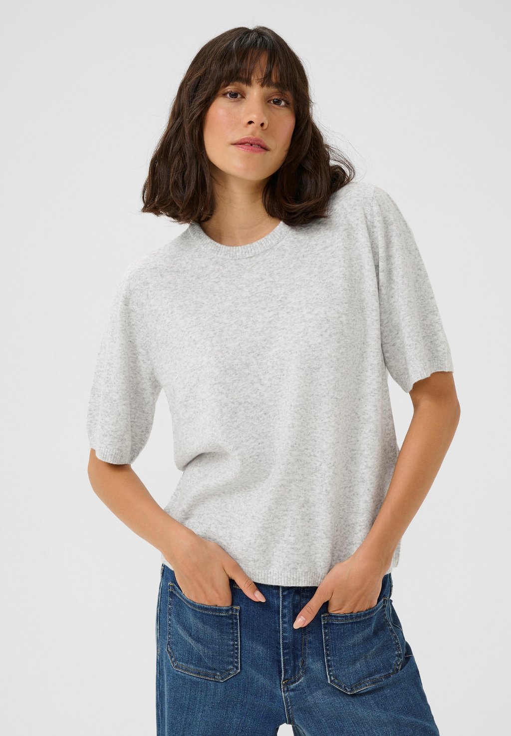 Базовая футболка KANOVA Kaffe, светло-серый
Базовая футболка KANOVA Kaffe, светло-серый