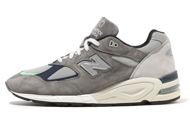 Кроссовки New Balance NB 990 V2 унисекс
Кроссовки New Balance NB 990 V2 унисекс