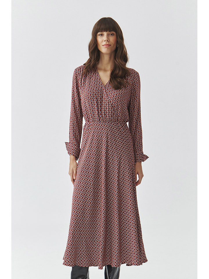 Платье до колена TATUUM
Платье до колена TATUUM