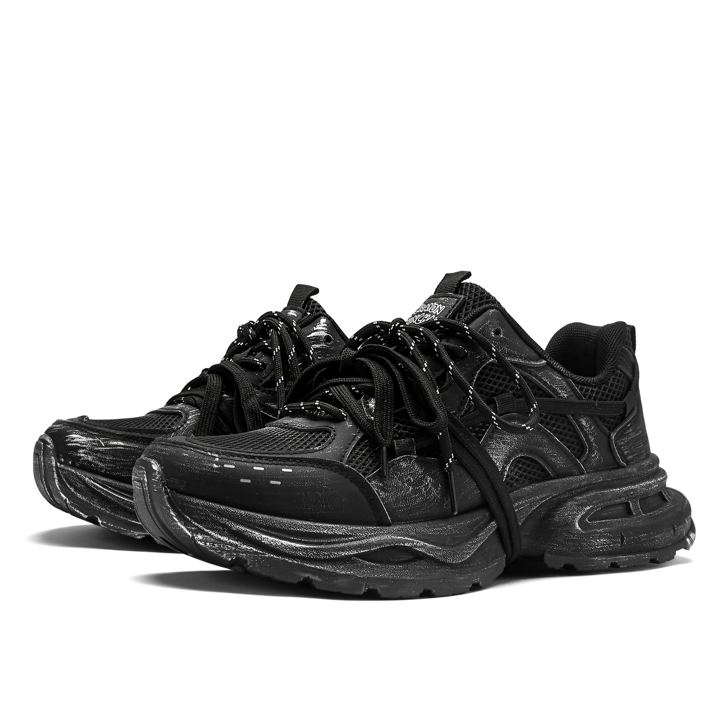 Crayon Shinchan Дышащие поддерживающие кроссовки на платформе с эффектом увеличения роста унисекс грязно-черные, цвет Dirty Black
Crayon Shinchan Дышащие поддерживающие кроссовки на платформе с эффектом увеличения роста унисекс грязно-черные, цвет Dirty Black