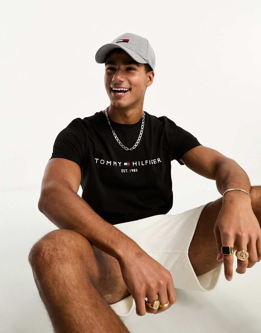 Черная футболка с вышитым флагом и логотипом Tommy Hilfiger, Черный, Черная футболка с вышитым флагом и логотипом Tommy Hilfiger
Черная футболка с вышитым флагом и логотипом Tommy Hilfiger, Черный, Черная футболка с вышитым флагом и логотипом Tommy Hilfiger