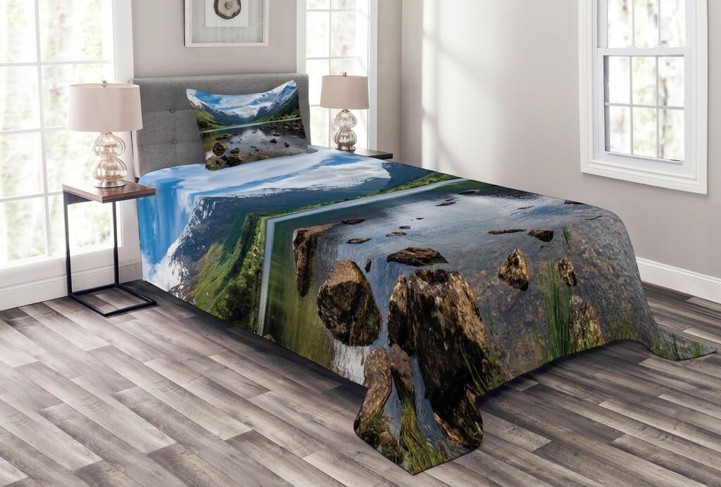 Комплект покрывала ABAKUHAUS Natural, River Open Sky, Норвегия, комплект с моющимися наволочками, для односпальных кроватей 170 x 220 см, белый зеленый коричневый
Комплект покрывала ABAKUHAUS Natural, River Open Sky, Норвегия, комплект с моющимися наволочками, для односпальных кроватей 170 x 220 см, белый зеленый коричневый