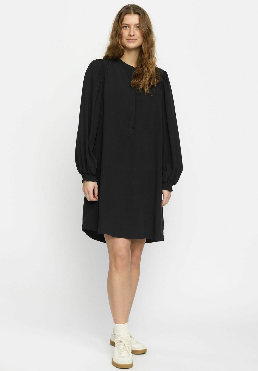 Платье Soft Rebels ANNE MAYSON, Phantom/Black
Платье Soft Rebels ANNE MAYSON, Phantom/Black