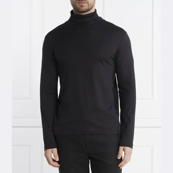 Гладкая хлопковая водолазка стандартного кроя с высоким воротником Calvin Klein, черный
Гладкая хлопковая водолазка стандартного кроя с высоким воротником Calvin Klein, черный