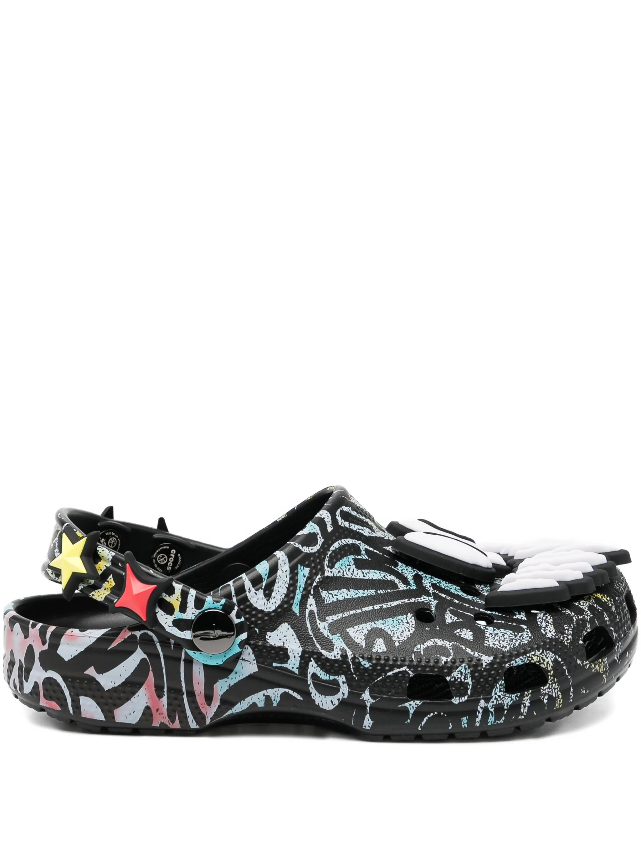 Клоги из коллаборации с Slawn Crocs, черный
Клоги из коллаборации с Slawn Crocs, черный