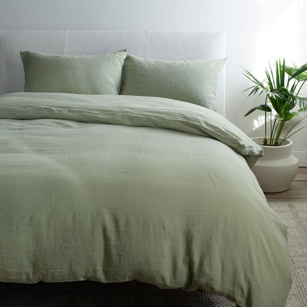 Пододеяльник и накидка из 100% французского льна Bokser Home, цвет Matcha
Пододеяльник и накидка из 100% французского льна Bokser Home, цвет Matcha