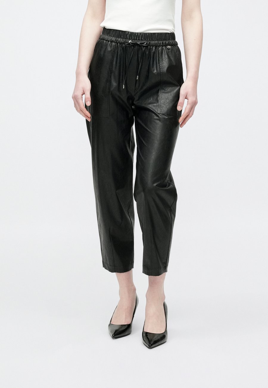 Брюки Marc Cain Trousers, Black
Брюки Marc Cain Trousers, Black