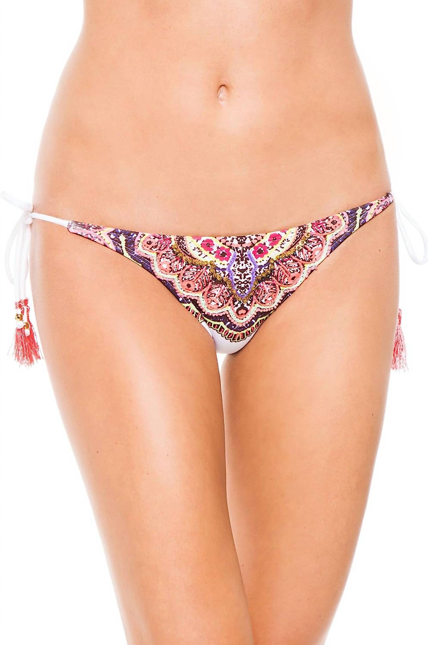 Женский весенний купальник Raja с регулируемыми завязками по бокам, хипстерский купальник-бикини с низом белого цвета PQ Swim 
Женский весенний купальник Raja с регулируемыми завязками по бокам, хипстерский купальник-бикини с низом белого цвета PQ Swim