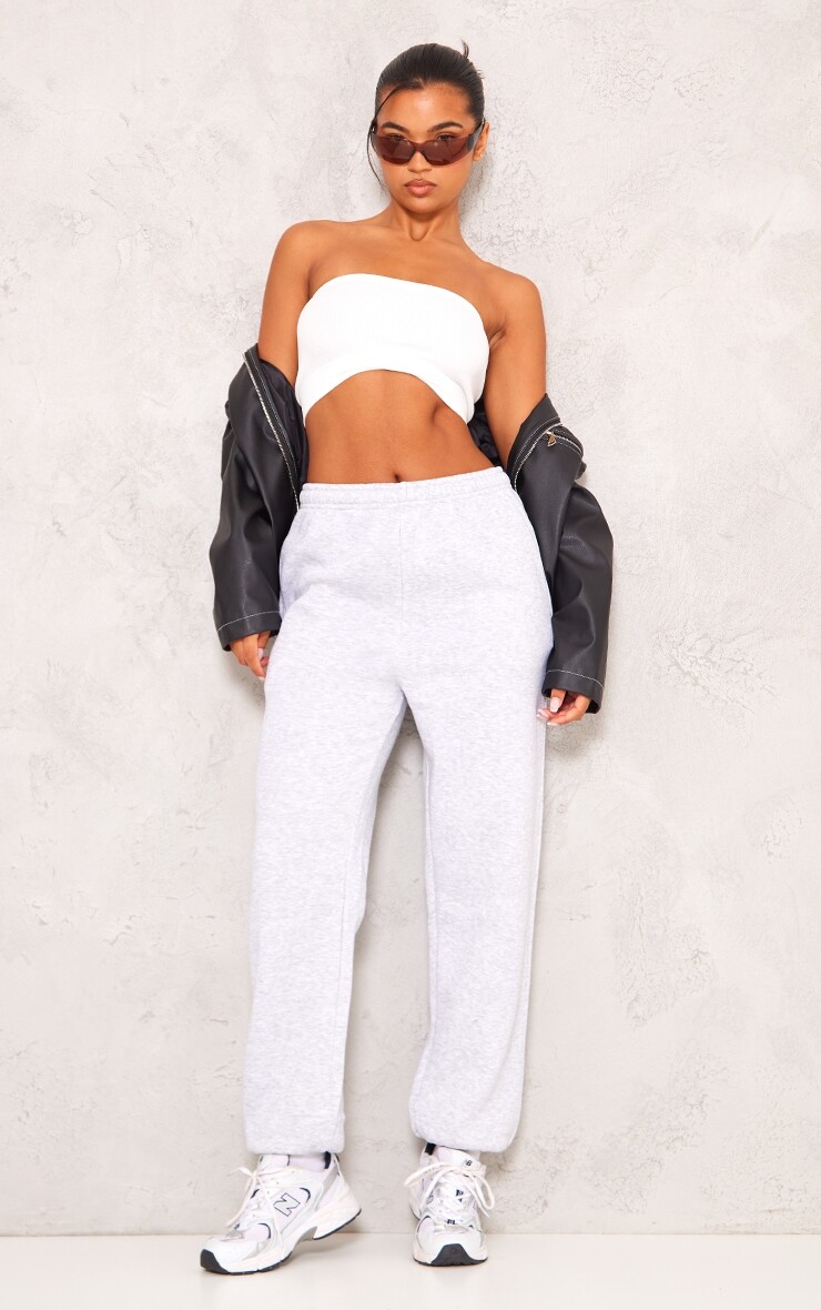 PrettyLittleThing Пепельно-серые спортивные брюки с манжетами и высокой талией, Серый, PrettyLittleThing Пепельно-серые спортивные брюки с манжетами и высокой талией
PrettyLittleThing Пепельно-серые спортивные брюки с манжетами и высокой талией, Серый, PrettyLittleThing Пепельно-серые спортивные брюки с манжетами и высокой талией