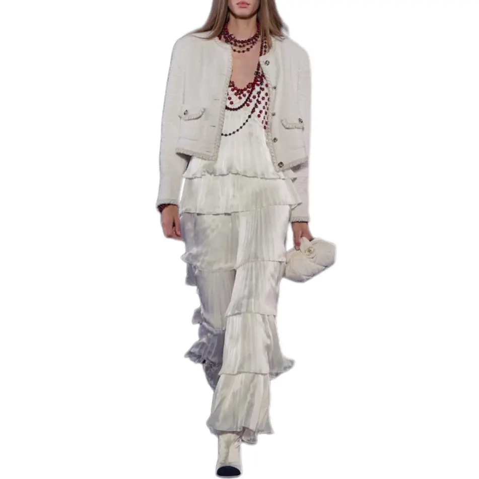 CHANEL Куртка женская, Ivory
CHANEL Куртка женская, Ivory