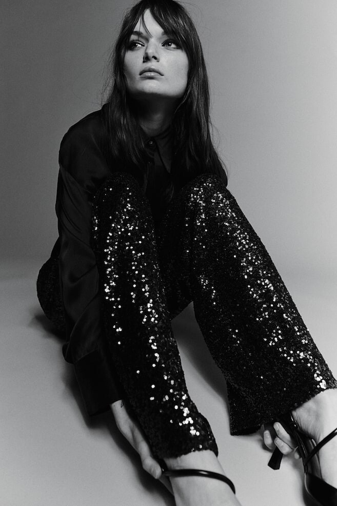 Брюки с пайетками H&M, серый
Брюки с пайетками H&M, серый