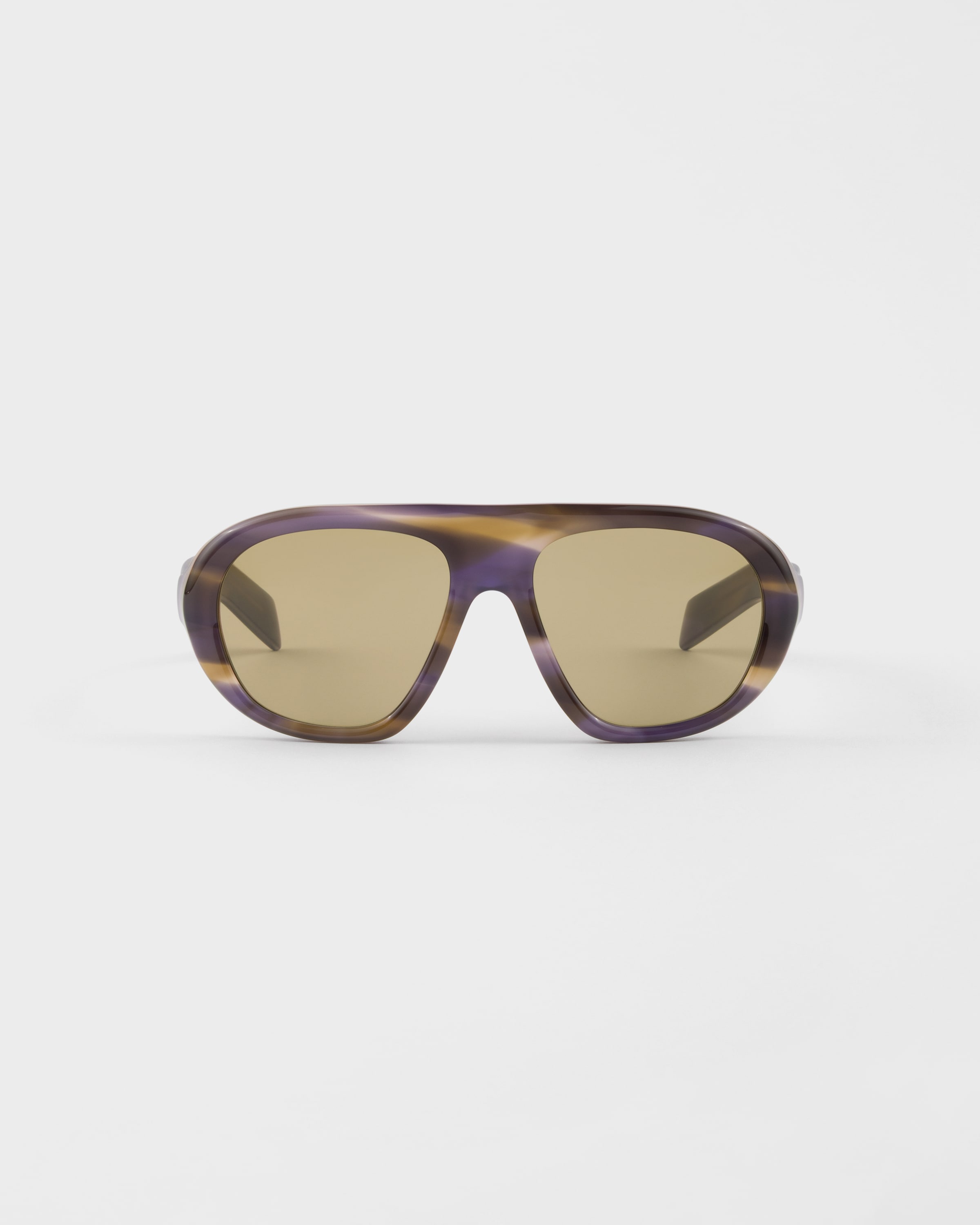 Солнцезащитные очки из коллекции Prada Eyewear Prada, оливково-зеленые линзы
Солнцезащитные очки из коллекции Prada Eyewear Prada, оливково-зеленые линзы