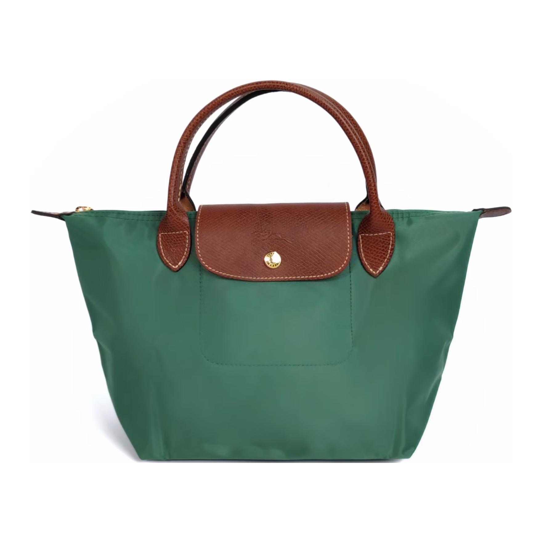 Сумка-кошелек Le Pliage из полиамидового холста с кожаными вставками, малого размера, цвет шалфей, LONGCHAMP
Сумка-кошелек Le Pliage из полиамидового холста с кожаными вставками, малого размера, цвет шалфей, LONGCHAMP