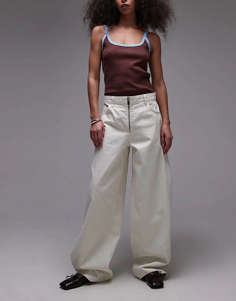 Мешковатые джинсы с застежкой-молнией спереди белого цвета Mango
Мешковатые джинсы с застежкой-молнией спереди белого цвета Mango