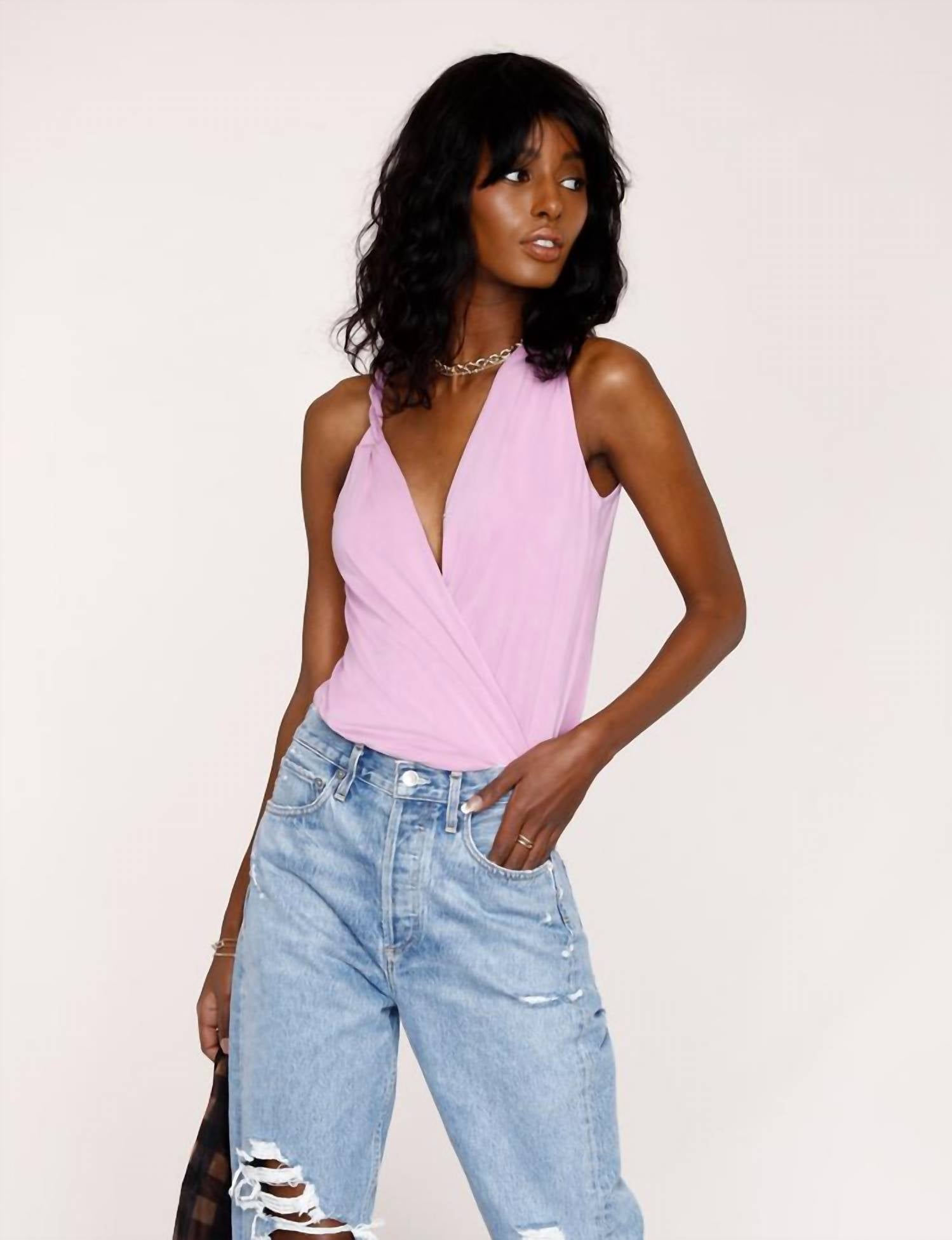 Топ Alexis Cami In Lavender Heartloom
Топ Alexis Cami In Lavender Heartloom