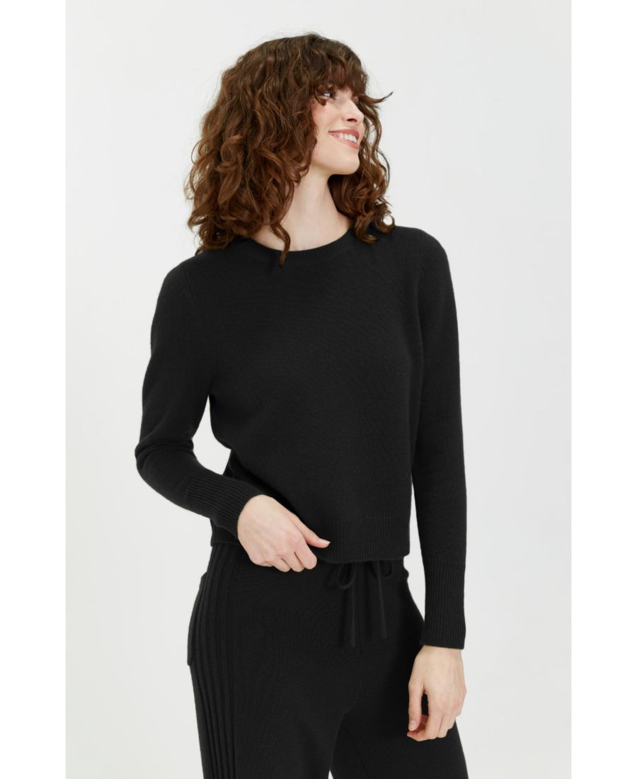 Укороченный женский свитер из чистого кашемира Chinti & Parker, Black
Укороченный женский свитер из чистого кашемира Chinti & Parker, Black