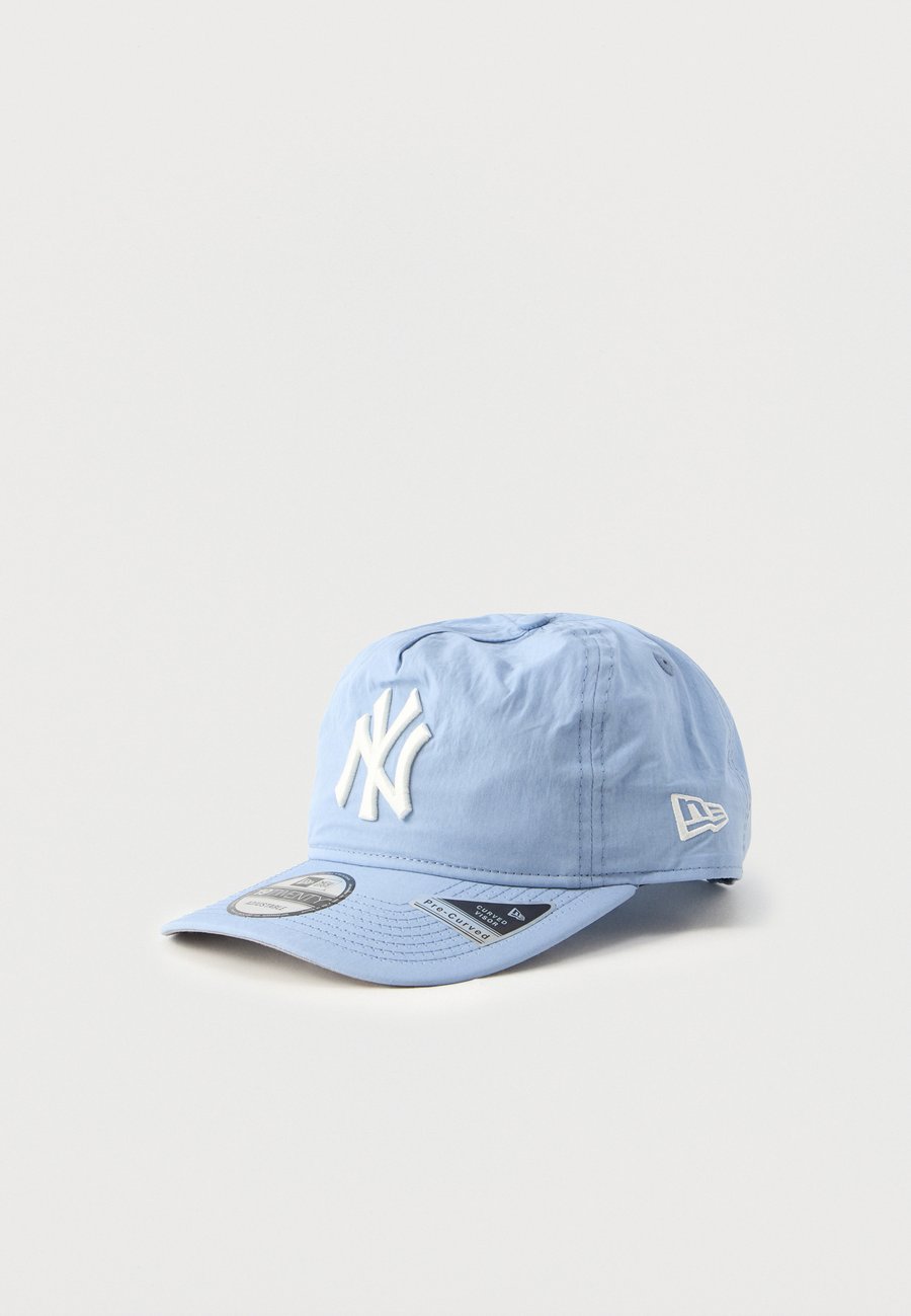 Бейсболка New Era TWENTY CURVED UNISEX, Blue/Light Blue
Бейсболка New Era TWENTY CURVED UNISEX, Blue/Light Blue