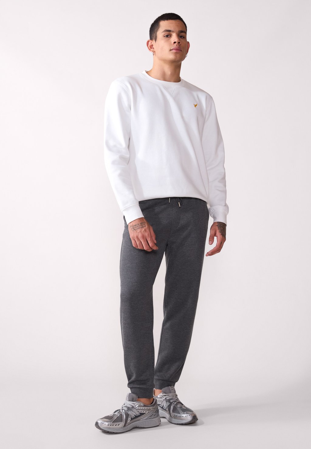 Спортивные штаны 2 PACK Pier One, цвет Mottled Dark Grey/Olive
Спортивные штаны 2 PACK Pier One, цвет Mottled Dark Grey/Olive