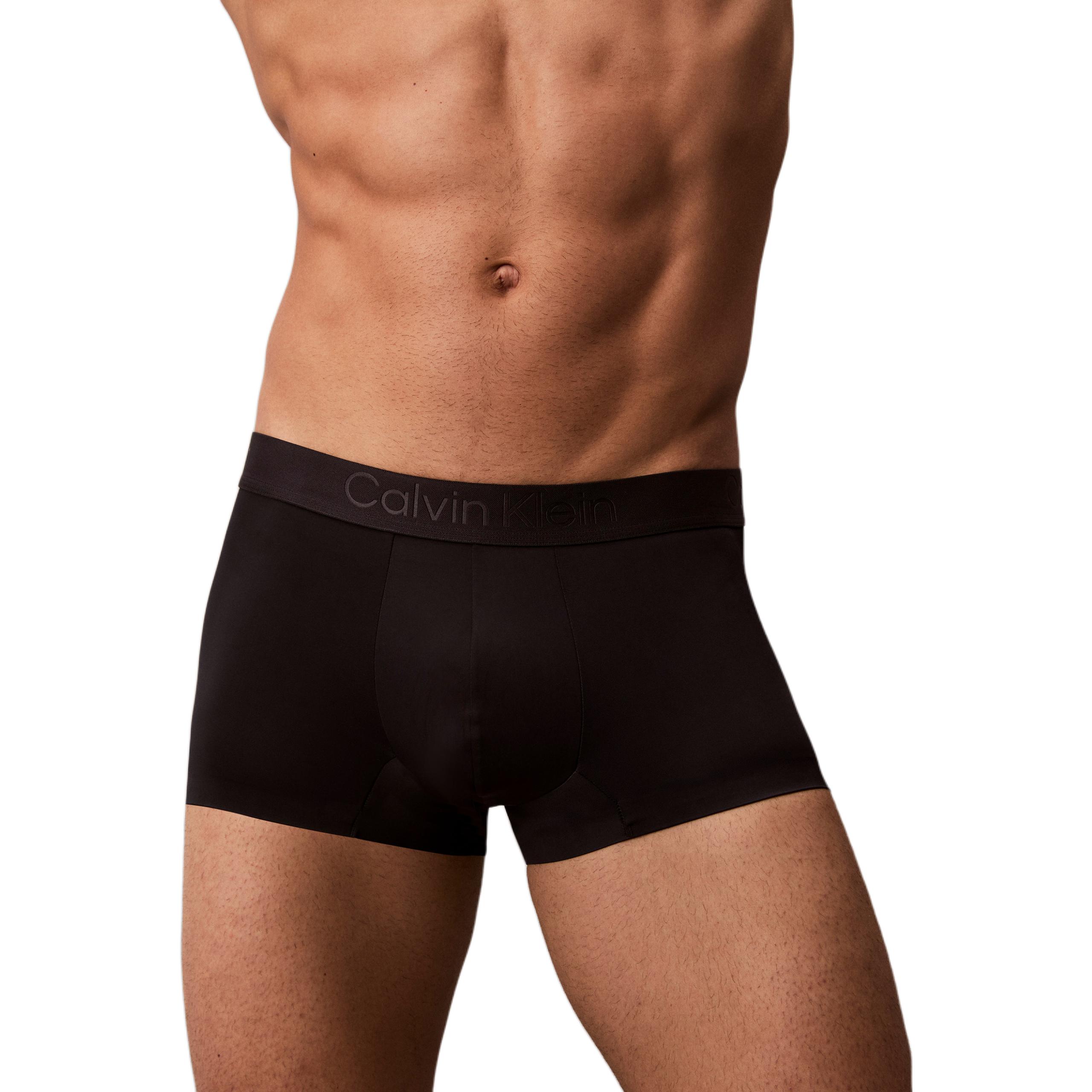 Мужские боксеры Calvin Klein, черный
Мужские боксеры Calvin Klein, черный