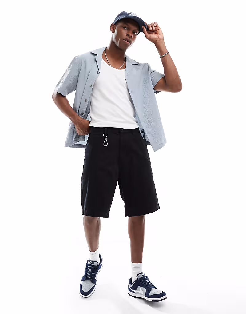 Шорты для скейтбординга River Island черного цвета
Шорты для скейтбординга River Island черного цвета