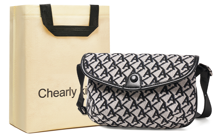 Синтетическая кожаная сумка-слинг среднего размера женская классическая черная Chearly Kitity
Синтетическая кожаная сумка-слинг среднего размера женская классическая черная Chearly Kitity