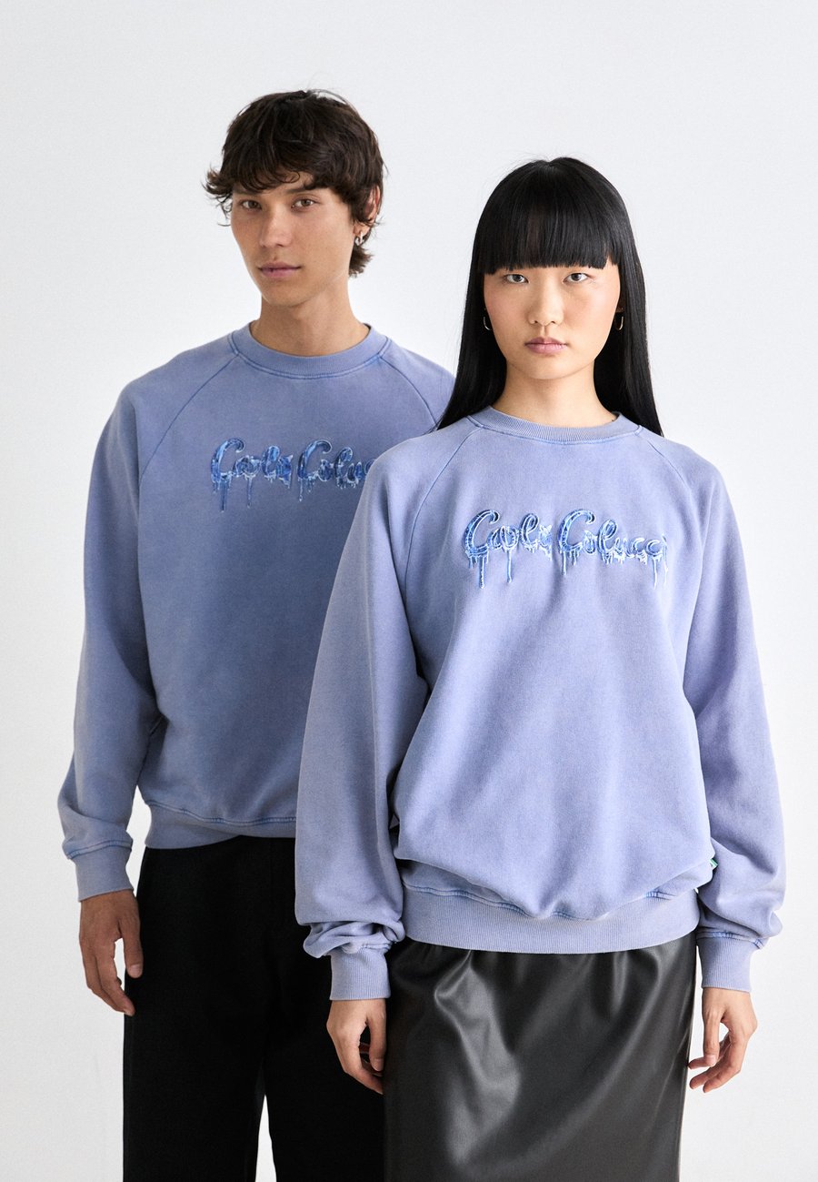 Толстовка Carlo Colucci CREWNECK UNISEX, Vintage Blue/Blue, Синий, Толстовка Carlo Colucci CREWNECK UNISEX, Vintage Blue/Blue
Толстовка Carlo Colucci CREWNECK UNISEX, Vintage Blue/Blue, Синий, Толстовка Carlo Colucci CREWNECK UNISEX, Vintage Blue/Blue