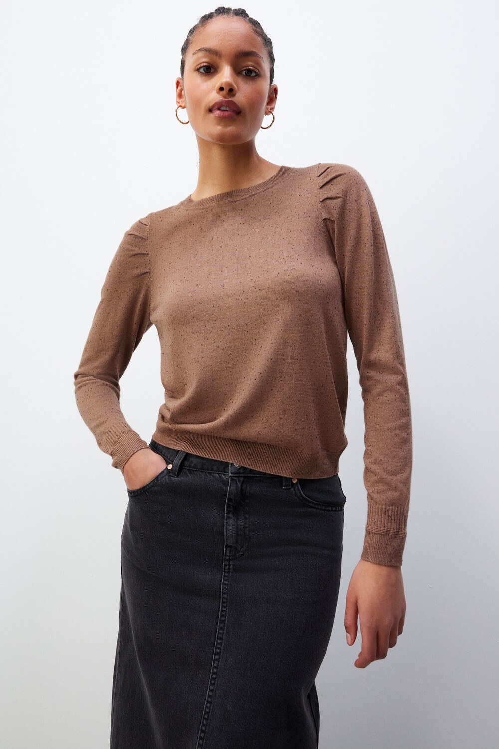 Джемпер с круглым вырезом и длинными рукавами Next, коричневый
Джемпер с круглым вырезом и длинными рукавами Next, коричневый