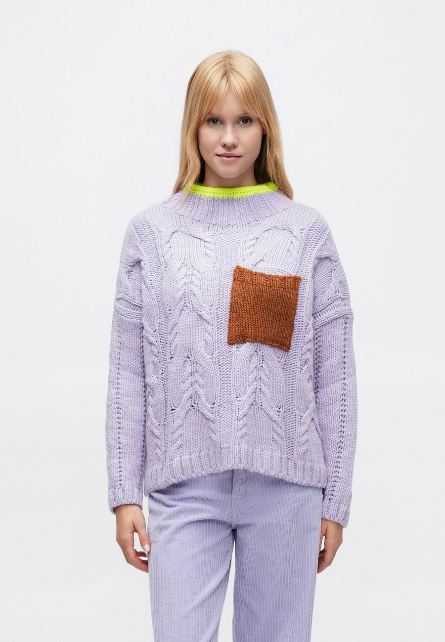 Джемпер Dr. Bloom SWEATER WAFFLE, Lila/Purple
Джемпер Dr. Bloom SWEATER WAFFLE, Lila/Purple