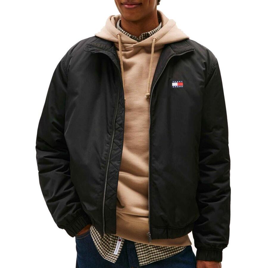 TOMMY HILFIGER Куртка Tommy Jeans модель Tjm Essential Padded Jac цвет черный
TOMMY HILFIGER Куртка Tommy Jeans модель Tjm Essential Padded Jac цвет черный