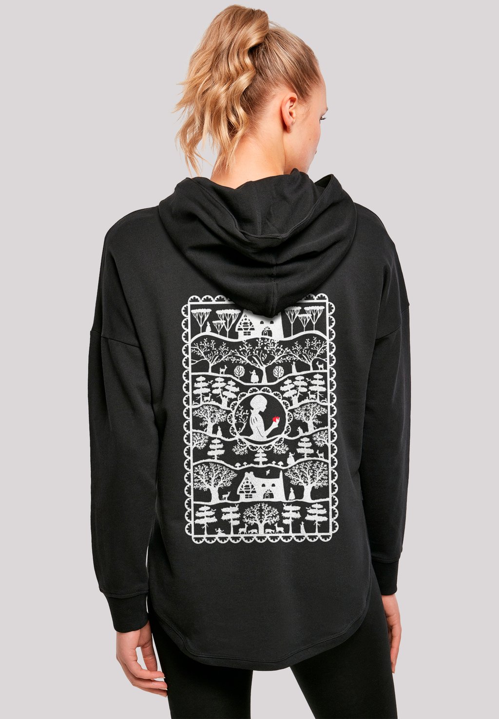 Топ с длинными рукавами SCHNEEWITTCHEN DISNEY - Hoodie F4NT4STIC, черный
Топ с длинными рукавами SCHNEEWITTCHEN DISNEY - Hoodie F4NT4STIC, черный