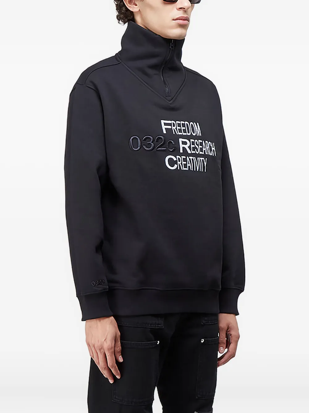 Свитшот Tunnel 10.10 032c, черный
Свитшот Tunnel 10.10 032c, черный