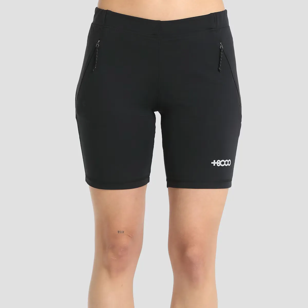 Женские шорты Xinan +8000, черный
Женские шорты Xinan +8000, черный