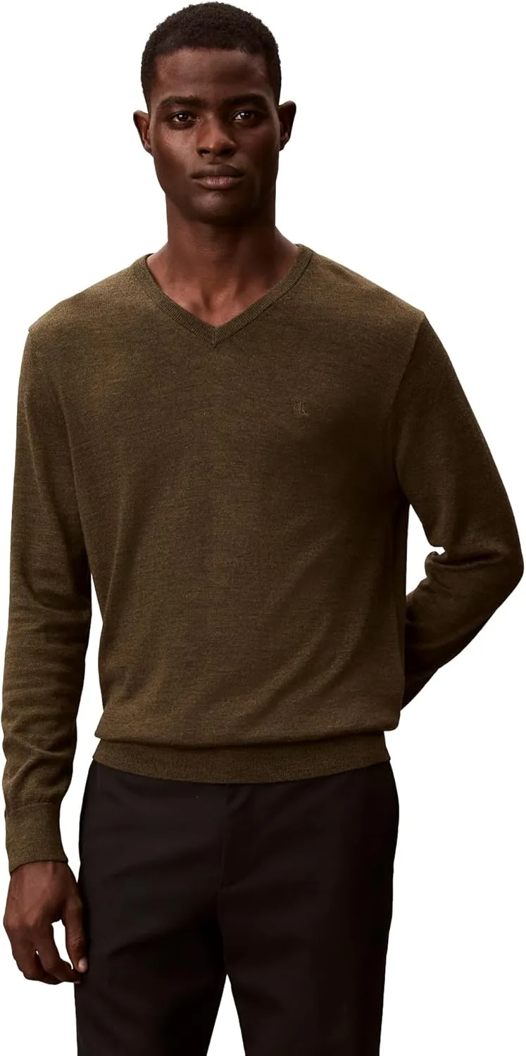 Calvin Klein мужской свитер V-образного выреза из смеси экстра тонкой мериносовой шерсти
Calvin Klein мужской свитер V-образного выреза из смеси экстра тонкой мериносовой шерсти